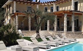 Hotel Baia Dei Pini